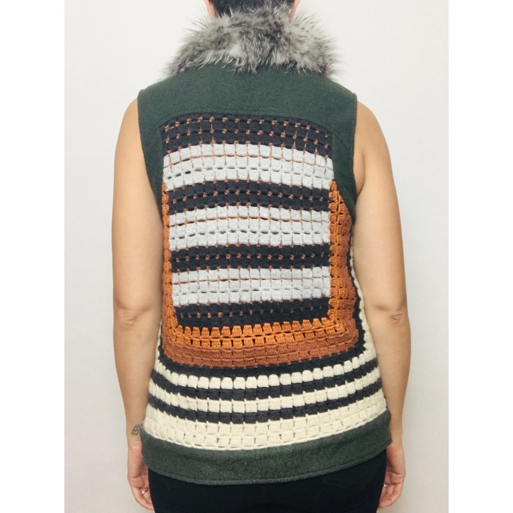 Anthropologie vest with fur and crochet details - Picture 4 of 4